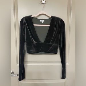 Velvety low cut Tobi top